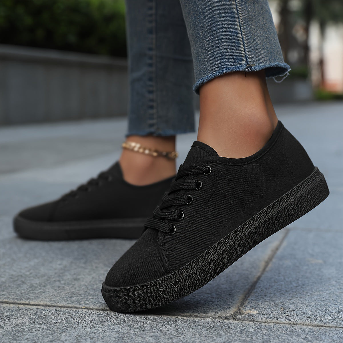 The Rowan Canvas Everyday Shoe